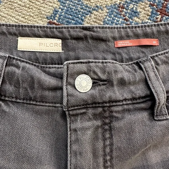 Anthropologie Pilcro The Borrowed Boyfriend Jeans in Grey 28 - Picture 6 of 7